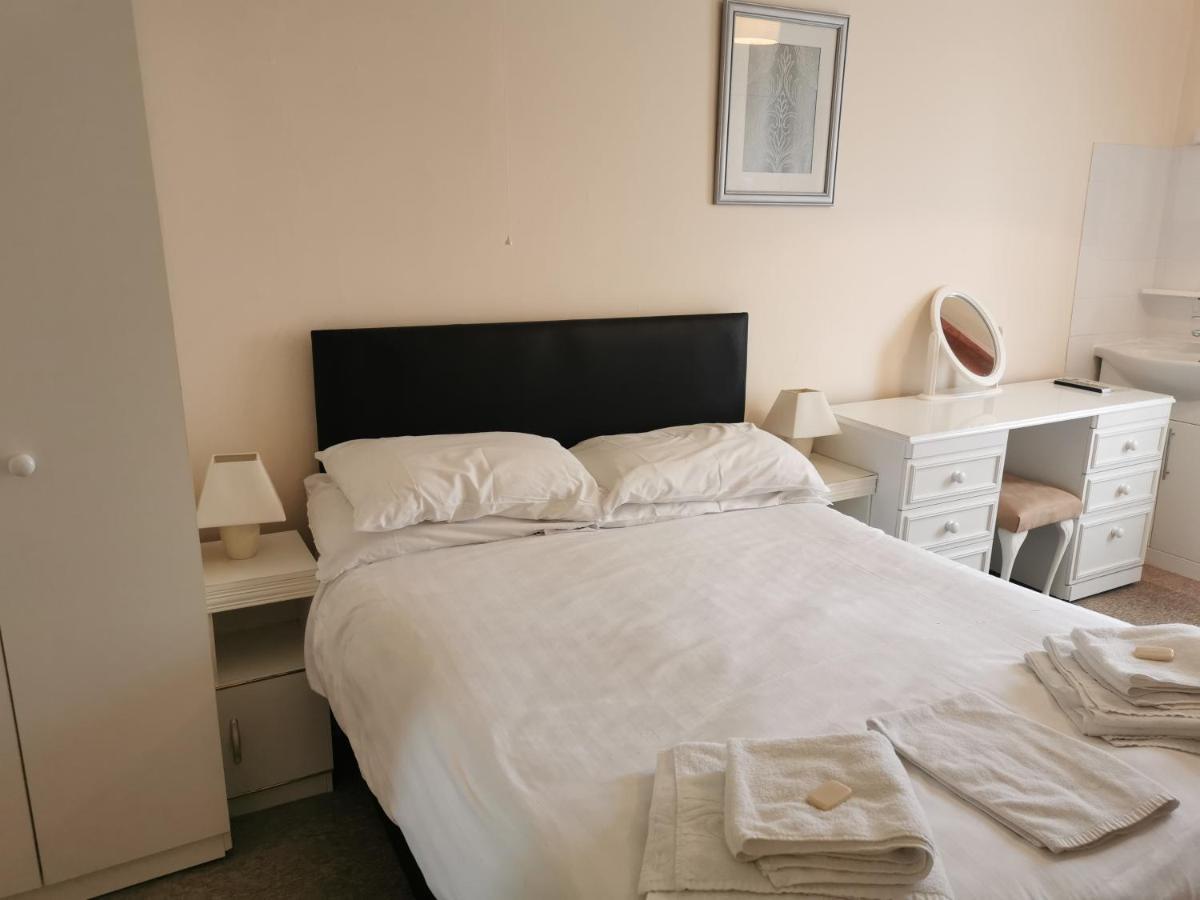 Hotel Royal Pier Sandown Esterno foto