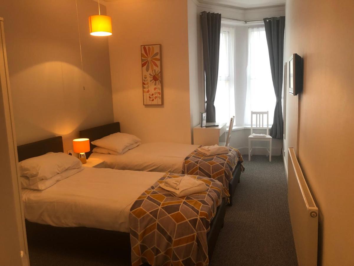 Hotel Royal Pier Sandown Esterno foto