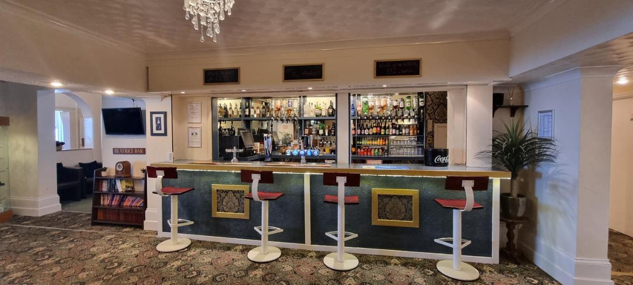 Hotel Royal Pier Sandown Esterno foto