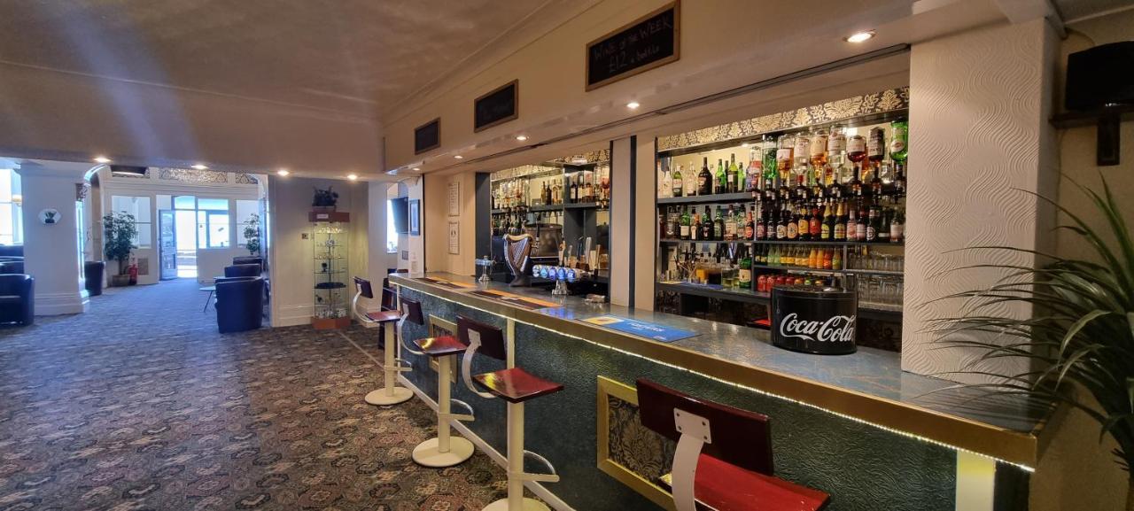 Hotel Royal Pier Sandown Esterno foto