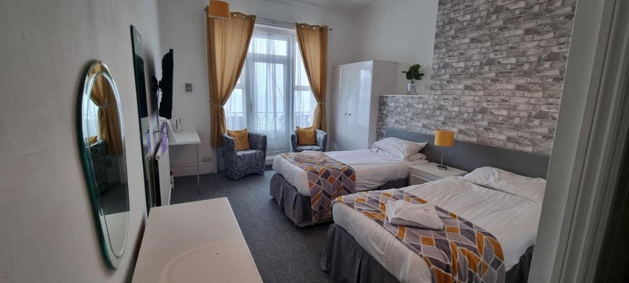 Hotel Royal Pier Sandown Esterno foto