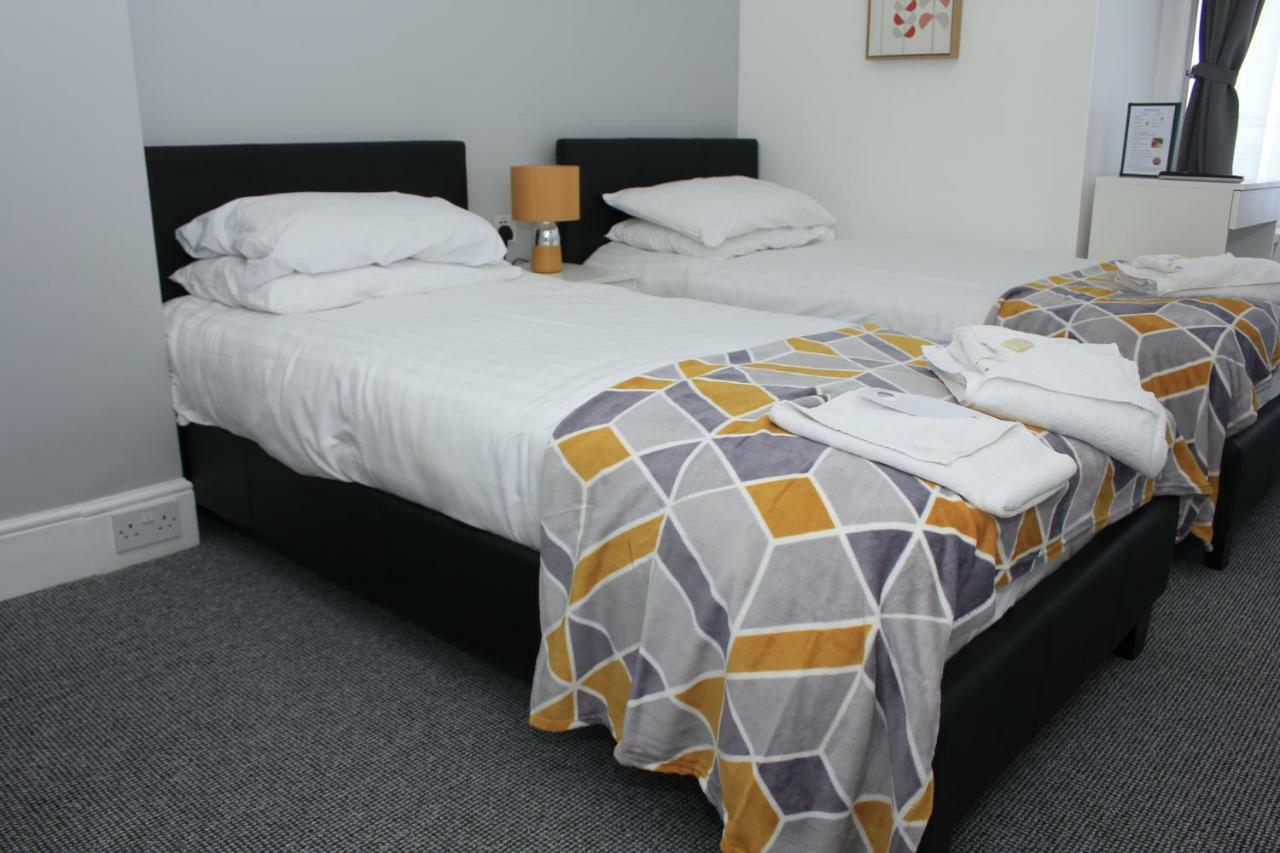 Hotel Royal Pier Sandown Esterno foto
